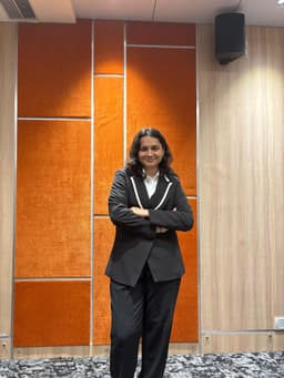 Shreya Mahajan profile photo